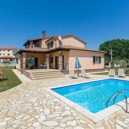 Tatil Evi Traumhafte Mit Privatpool, Tischtennis, Babybett, Hundefreundlich