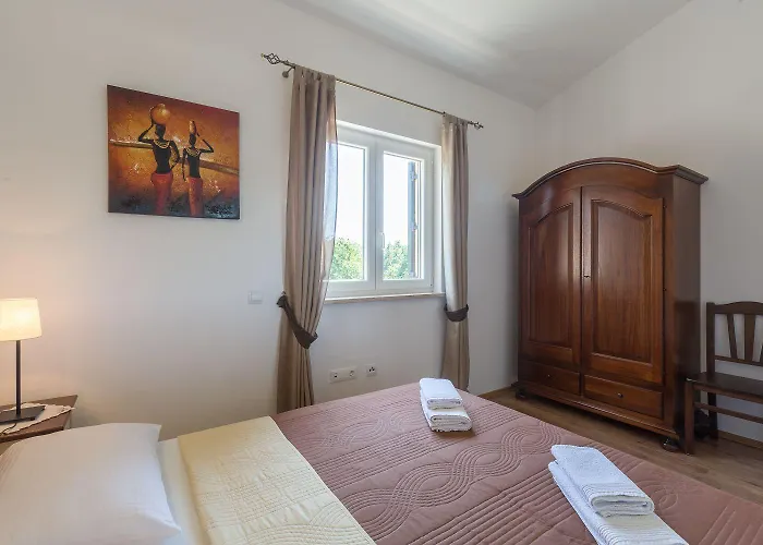 Tatil Evi Traumhafte Mit Privatpool, Tischtennis, Babybett, Hundefreundlich