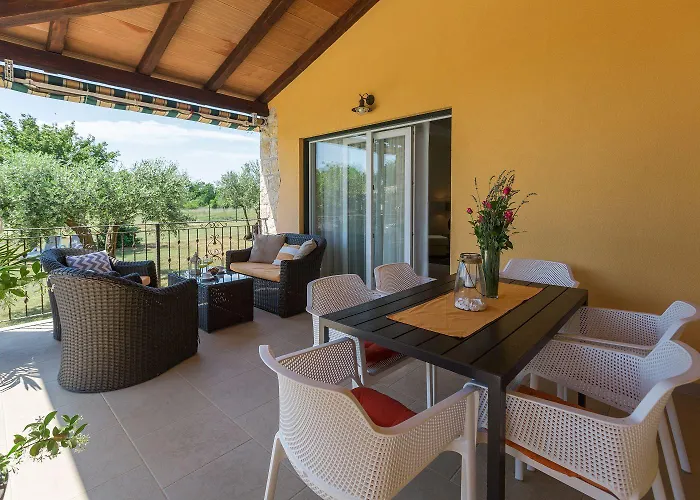 Tatil Evi Traumhafte Mit Privatpool, Tischtennis, Babybett, Hundefreundlich *